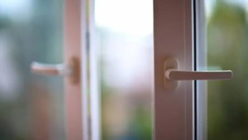 12-летний мальчик выпал из окна 8 этажа в Шымкенте