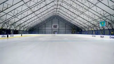 Корт в селе Раисовка, СКО, фото - Новости Zakon.kz от 28.12.2021 21:44