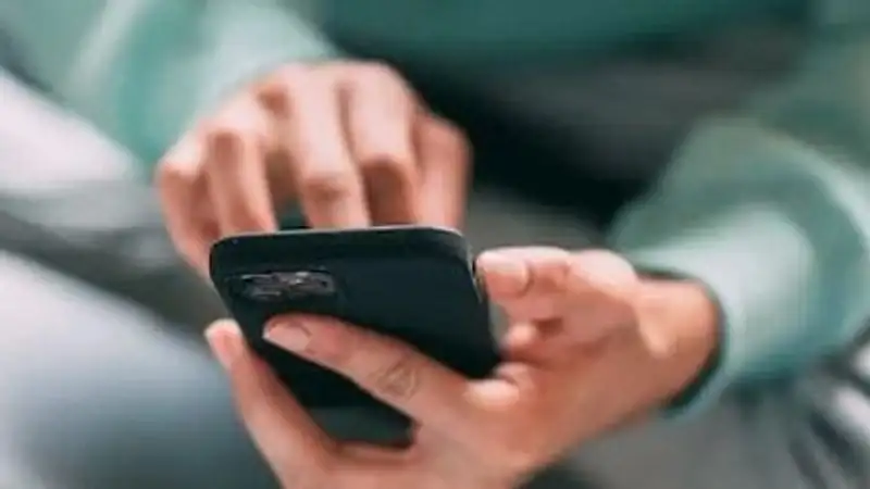 Алматинку обокрал ухажер с сайта знакомств