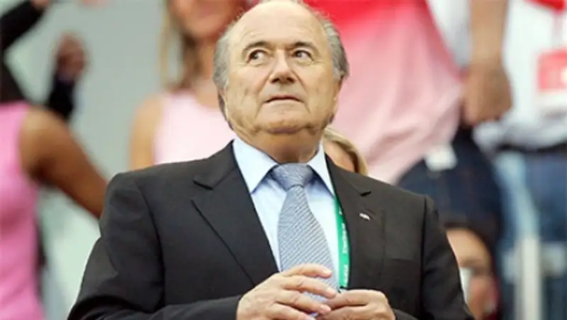 Букмекеры принимают ставки на сжигание чучела Блаттера в Ночь Гая Фокса