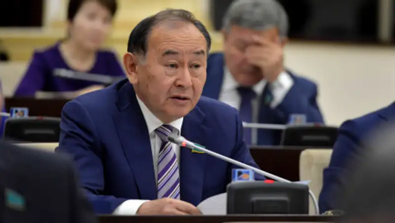 Вопросы экологии поднял депутат Куставлетов