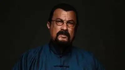 instagram.com/seagalofficial, фото - Новости Zakon.kz от 24.10.2021 21:41