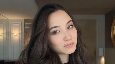 Жансая Абдумалик вопросы- ответы комментаторов, фото - Новости Zakon.kz от 02.05.2023 19:45