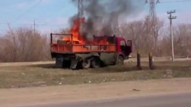 Четырехлетний ребенок сгорел в «Камазе» в Аксу