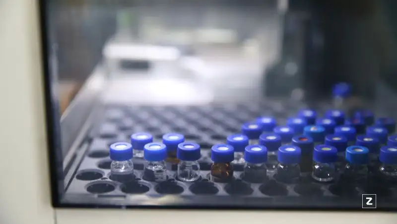 Коронавирус может провоцировать выработку самоатакующих антител – ученые