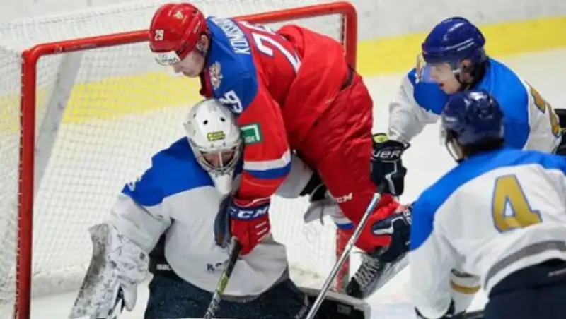 Сборная Казахстана потерпела крупное поражение от России перед МЧМ-2020