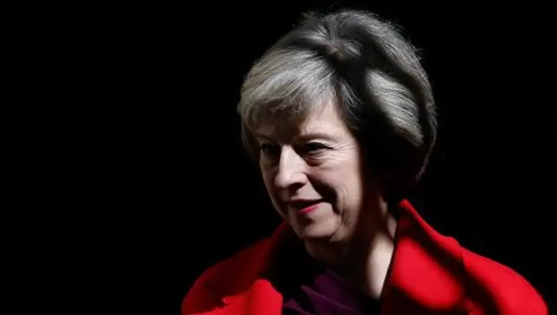 Мэй может запустить процедуру Brexit без голосования в парламенте
