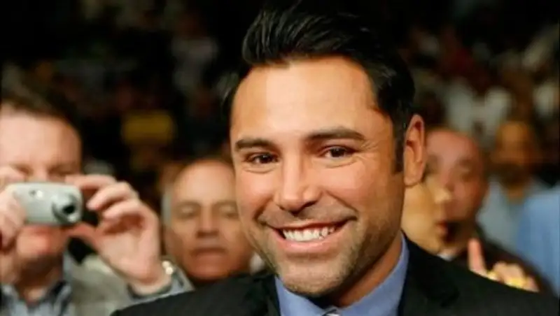 Промоутер «Канело» оскорбил Головкина