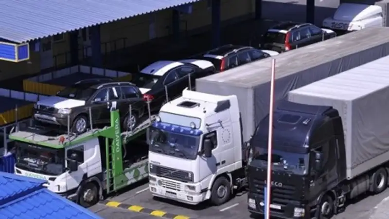 Ресей мен &#1178;ытай, &#1178;аза&#1179;стан аума&#1171;ы ар&#1179;ылы транзиттік ж&#1199;кті&#1187; &#1257;туін же&#1187;ілдетті