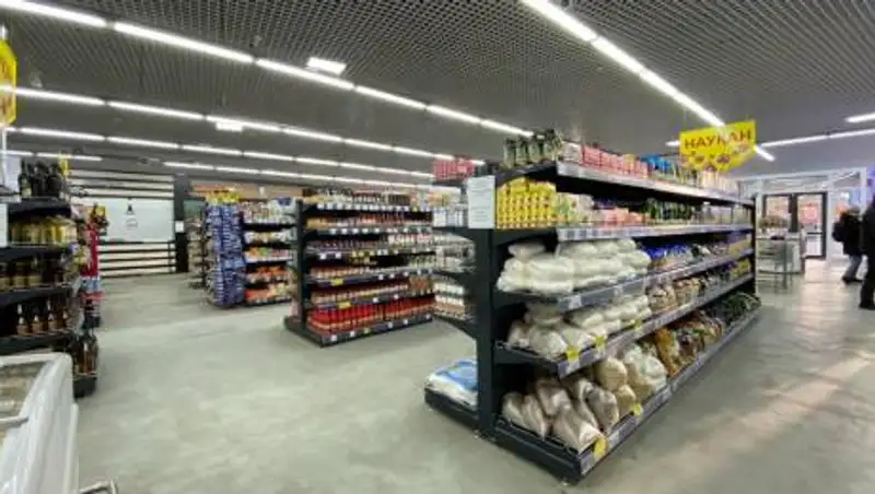 В Атырау соцтовары реализуются по низким ценам