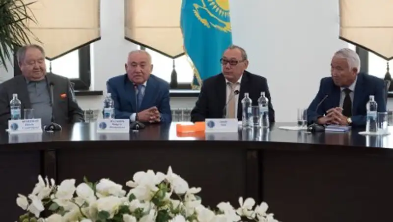 В Алматинской области презентовали книгу и фильм "Мукали"