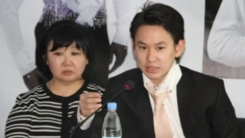 Мама Дениса Тена обратилась к казахстанцам