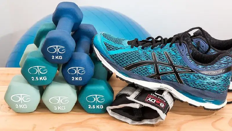 Названы лучшие упражнения для сжигания жира