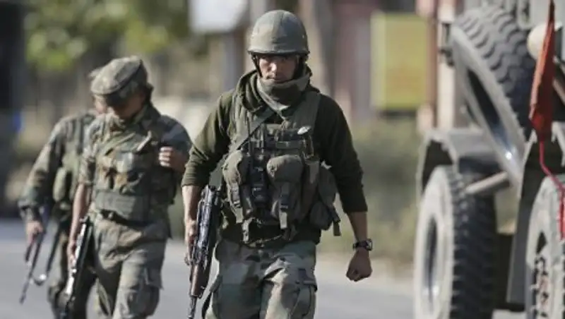 В Кашмире ликвидировали четырех боевиков, погибли три силовика