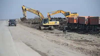 Подрядчика отстранили от строительства дороги в Алматинской области, фото - Новости Zakon.kz от 25.07.2022 21:03