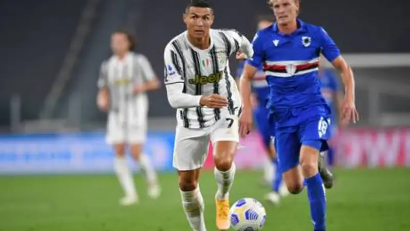 Роналду заразился коронавирусом