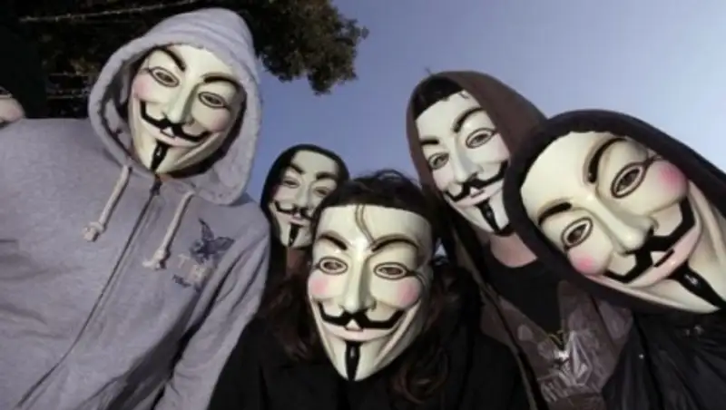 Хакеры Anonymous взломали сайты правительства Канады