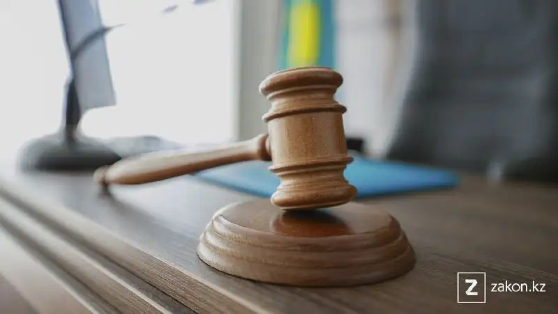 Замакима района в Туркестанской области осудили за мошенничество