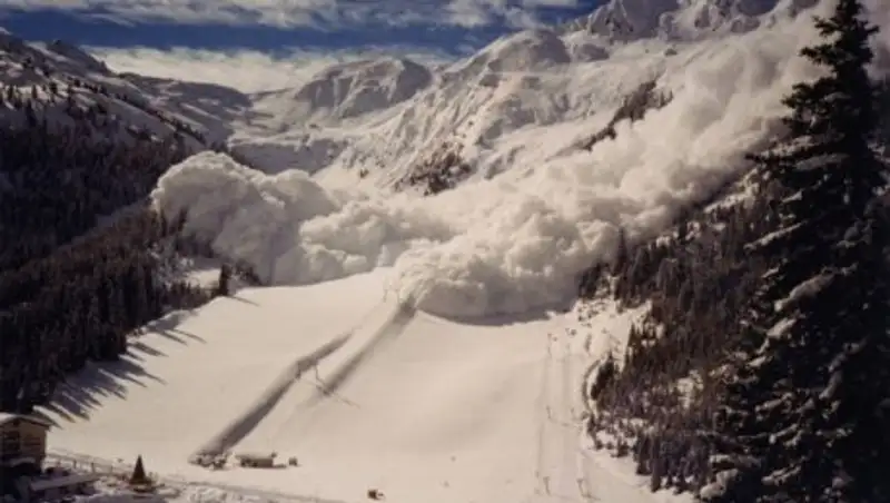 В трех областях Казахстана объявлено штормовое предупреждение