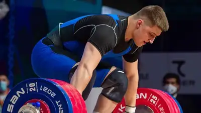 Тяжелая атлетика Золото ЧА-2022, фото - Новости Zakon.kz от 12.05.2023 17:31