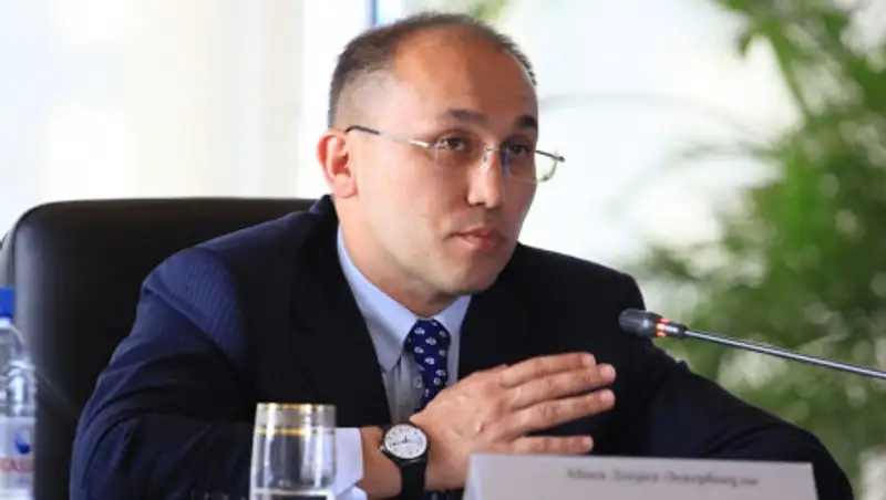 Причин для паники нет - Абаев о карте контактных с заболевшими коронавирусом