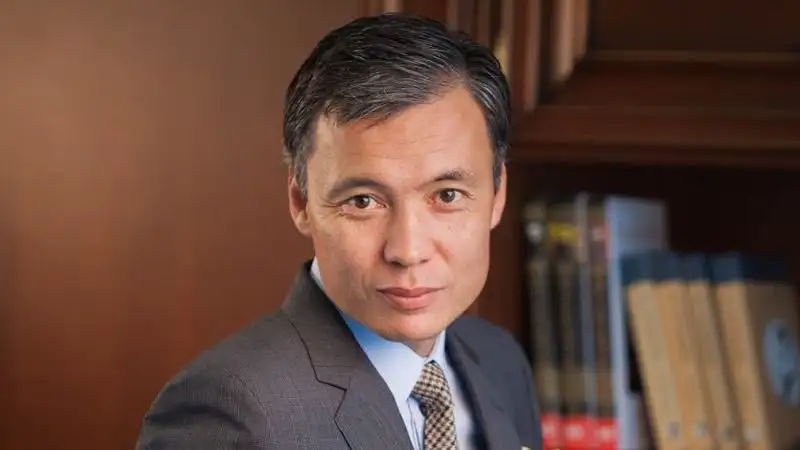 Сотрудник КНБ просил 10 тысяч долларов с экс-банкира Ертаева за улучшение условий в колонии