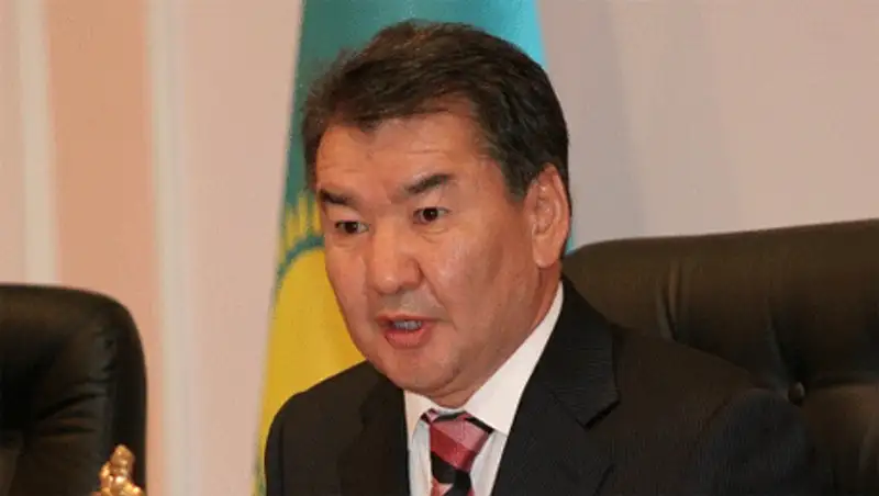 К. Мами провел первое рабочее совещание в должности Председателя Верховного Суда, фото - Новости Zakon.kz от 19.10.2013 01:28