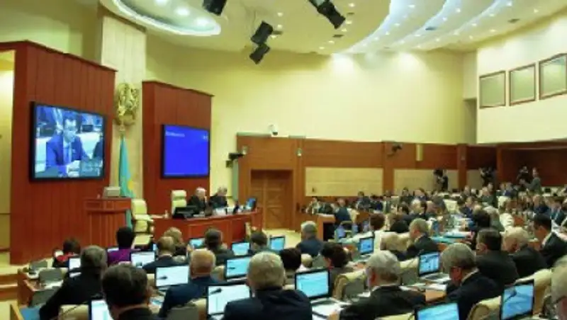 Мажилис одобрил законопроект о реадмиссии лиц между Казахстаном и Венгрией