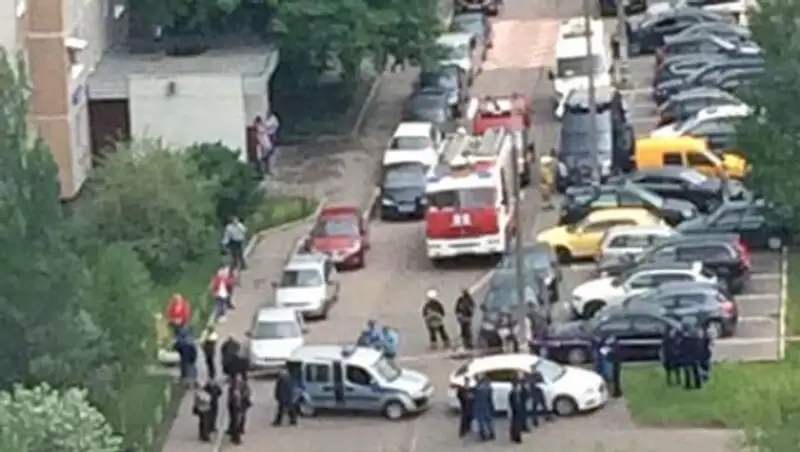 СМИ сообщили о бомбе в жилом доме на западе Москвы