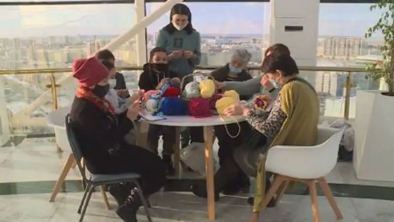 Шестиметровую вязаную елку установят в Нур-Султане