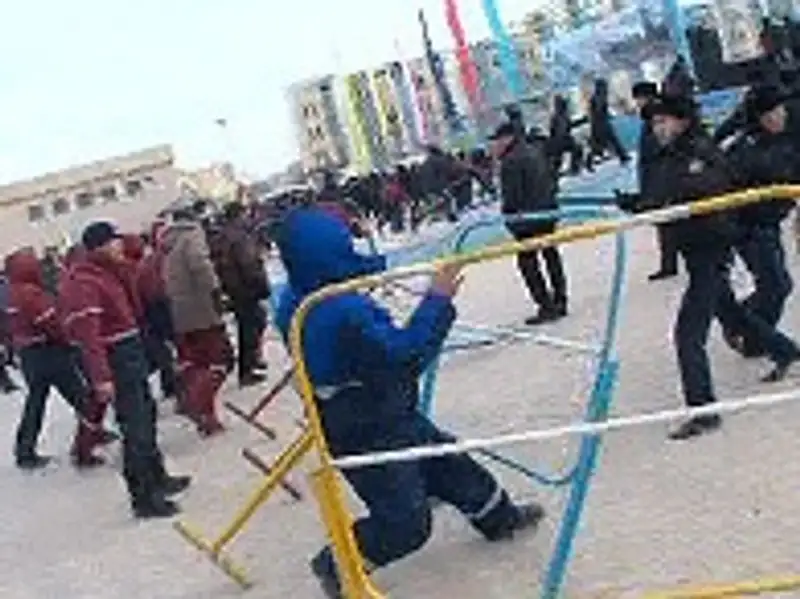 Правозащитники: «расследование трагедии нефтяного района страны не должно превратиться в «охоту на ведьм» Правозащитники: «расследование трагедии нефтяного района страны не должно превратиться в «охоту на ведьм», фото - Новости Zakon.kz от 19.12.2011 21:14