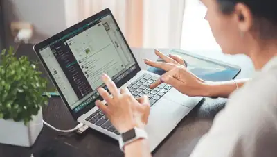 работа, фото - Новости Zakon.kz от 14.05.2022 07:43