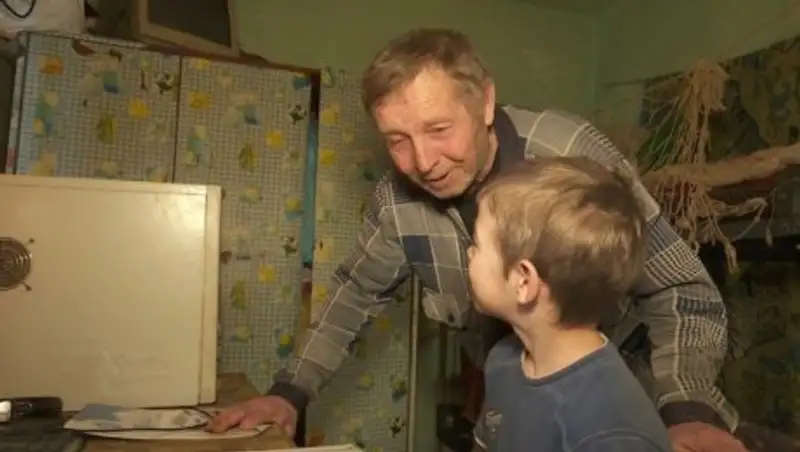 Многодетный отец-одиночка из Затобольска отстоял родительские права