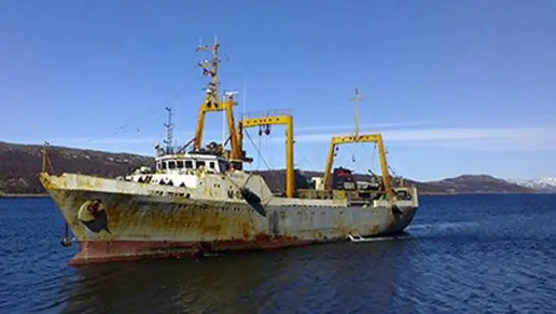 В Норвежском море задержан российский траулер