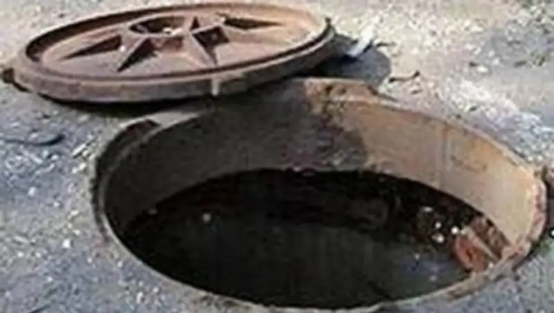 Тело младенца нашли в канализационном люке в Атбасаре