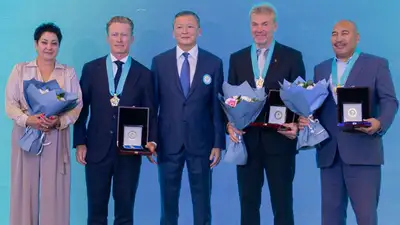 награждение спортсменов, фото - Новости Zakon.kz от 13.09.2023 19:30