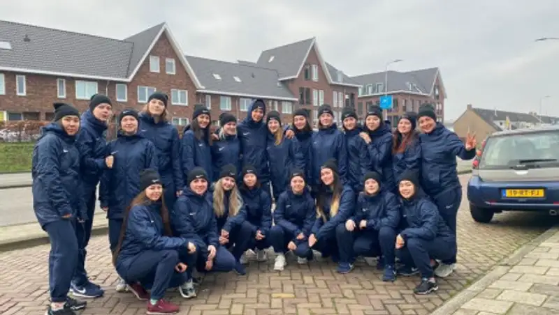 Женская сборная Казахстана по хоккею потерпела поражение от сборной Австралии