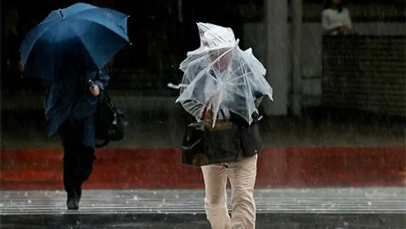 Новая угроза: на Японию надвигается самый сильный тайфун сезона