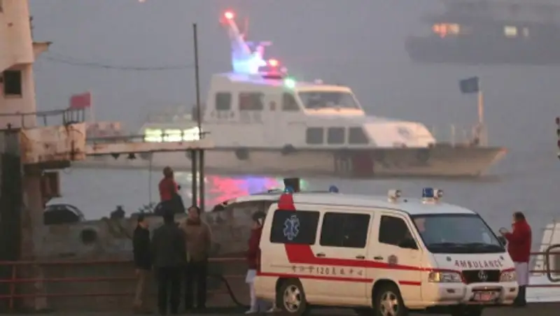 Крушение судна на Янцзы: премьер Ли Кэцян возглавит спасательную операцию