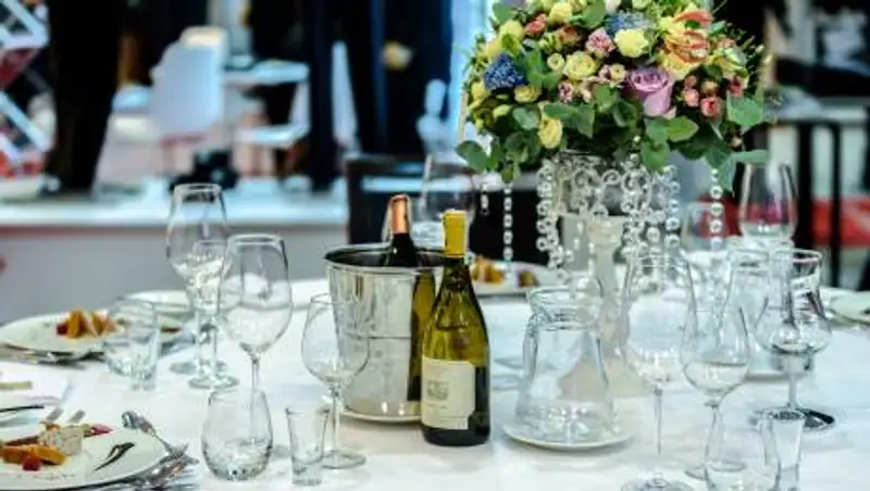 В Нур-Султане полицейские прервали свадьбу и "Тілашар"