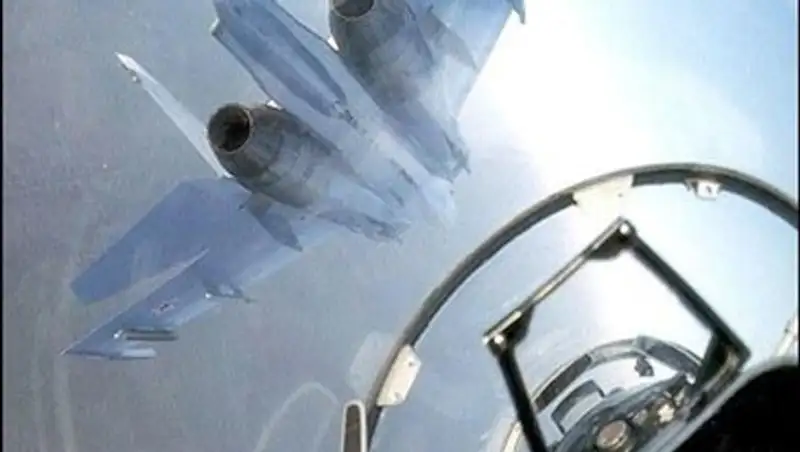 В Финляндии столкнулись два истребителя, фото - Новости Zakon.kz от 13.11.2013 23:36