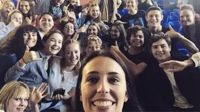 премьер-министр Новой Зеландии поддержала снижение возраста для выборов, фото - Новости Zakon.kz от 21.11.2022 14:38