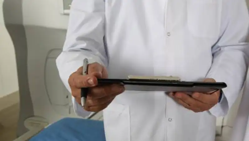 В Темиртау мальчика придавило забором: его состояние ухудшилось