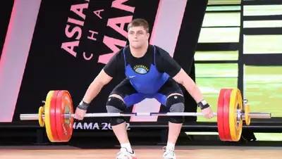 Тяжелачя атлетика Бронза ЧМ, фото - Новости Zakon.kz от 15.10.2022 21:03