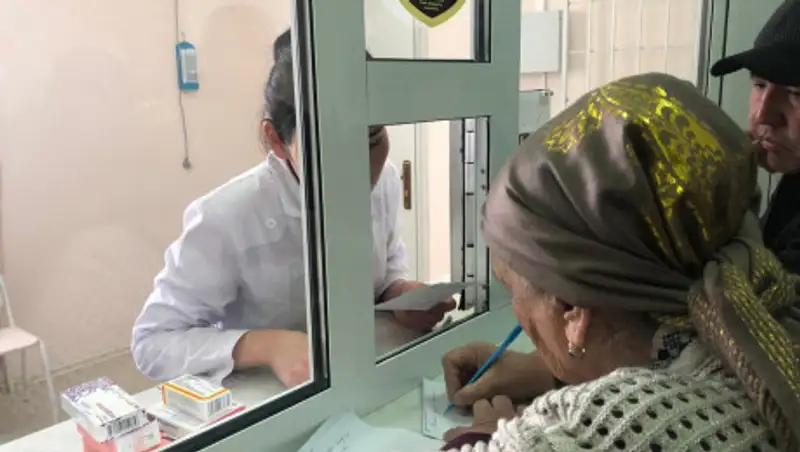 Шымкентцы смогут получать бесплатные лекарства в поликлинике