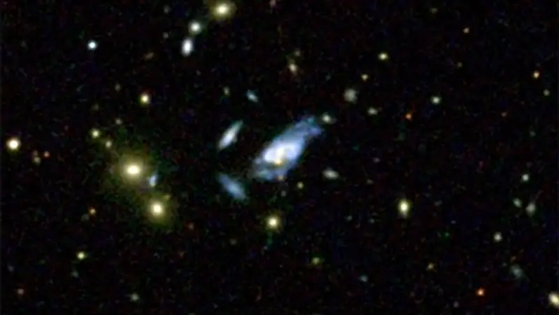 Ученые НАСА открыли десятки гигантских супергалактик