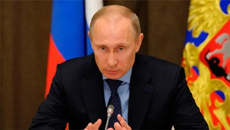 Путин разрешил покрывать бюджетный дефицит доходами от нефти