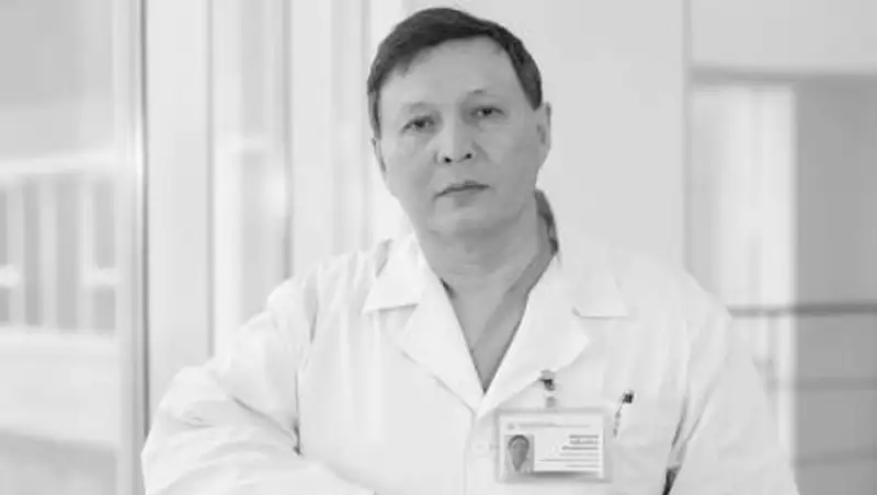 Скончался известный хирург Кабылбек Абугалиев