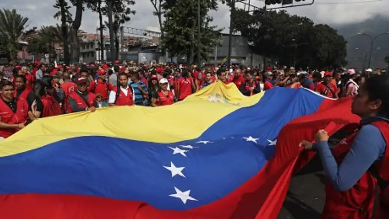 США призвали Мадуро передать власть спикеру парламента