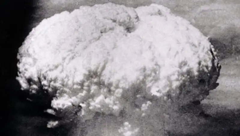 Казахстан призывает страны к тотальному запрету ядерных испытаний